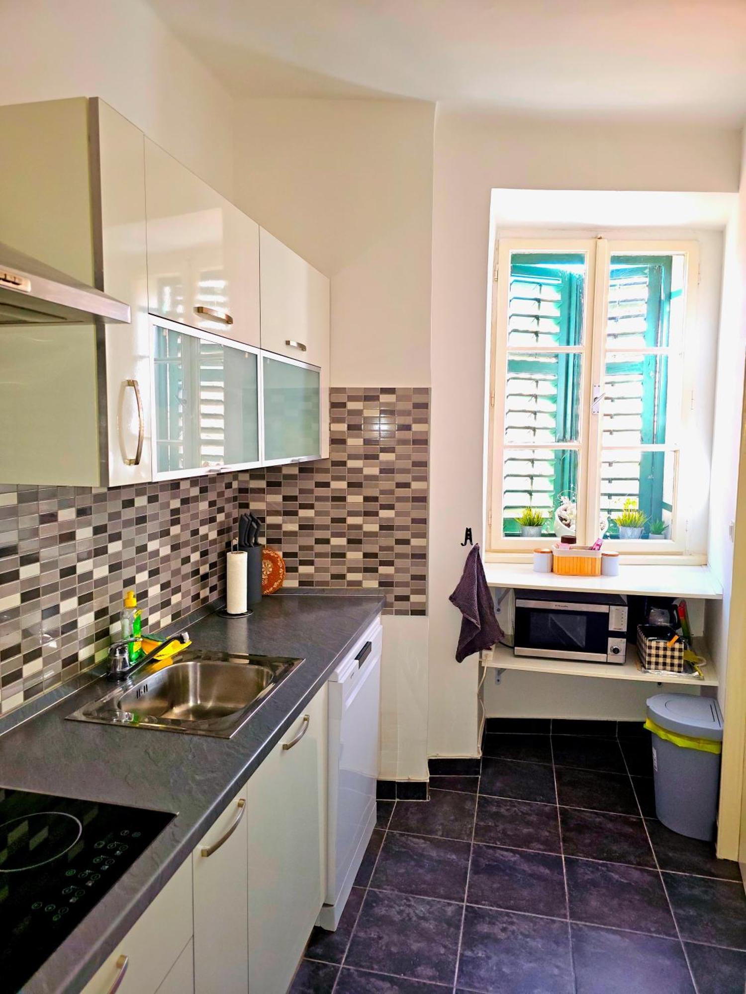 Apartman Square View ชิเบนิก ภายนอก รูปภาพ