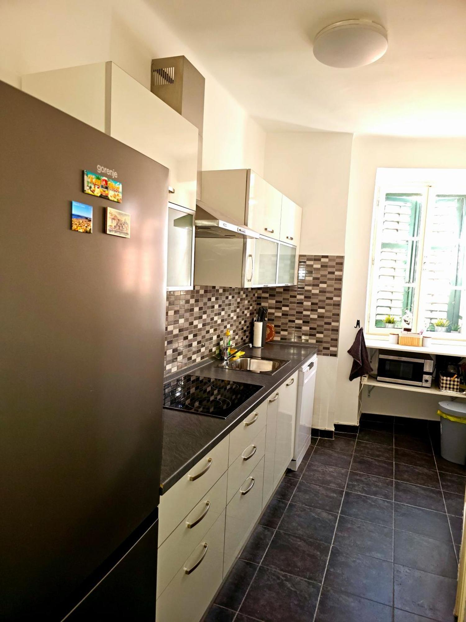 Apartman Square View ชิเบนิก ภายนอก รูปภาพ